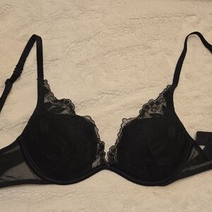 Victoria's Secret Very Sexy Plunge Lace Bra